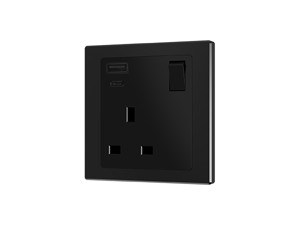 13A BS Socket with Switch / USB Charging C+A