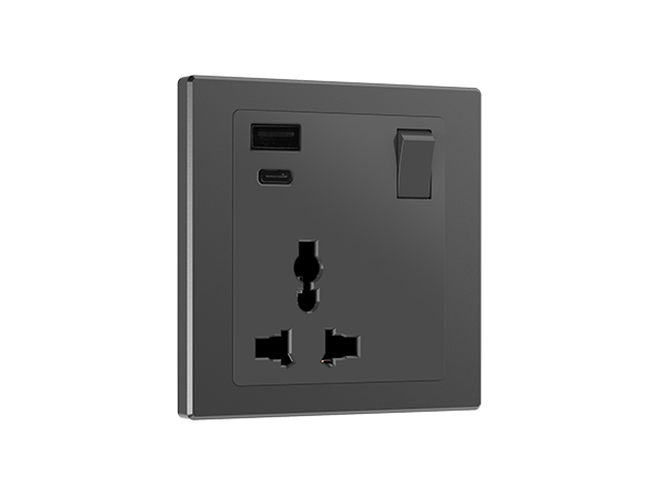 13A Universal Socket with Switch / USB Charging C+A
