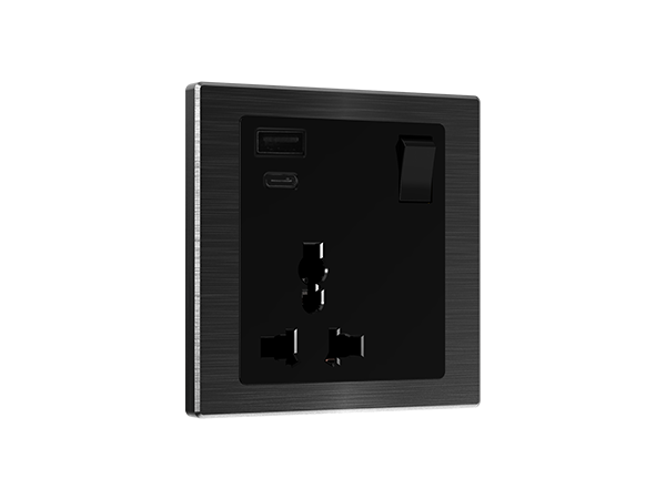 13A Universal Socket with Switch / USB Charging C+A